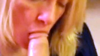 Great Amateur MILF Swallows