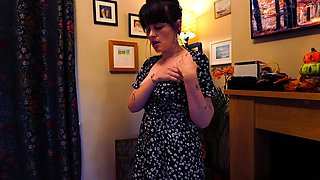 Sydney Harwin - Submissive Cheating Mommy Gets Blackmailed