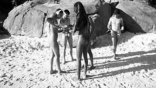 Outdoor gangbang session with bukkake ending for ebony slut