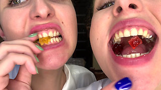 Twin Mouth: Chew Seduction Uvulia Show