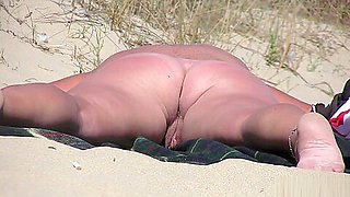 Amateur Nudist Fat Milf Close-up Video