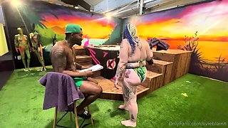 Amazing amateur blonde enjoying a doggystyle