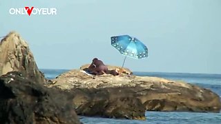 Blonde Beach Couple Fuck in Public