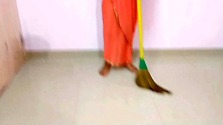 Fuck House Maid In Morning - Nokrani Ko Choda Ghodi Banakar