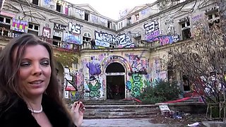 pretty milf in stockings takes public banging