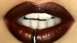 Smallish Brandi Love Plumbing In The Bed With Her Boobies