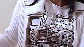 Nella Fisting Her Self