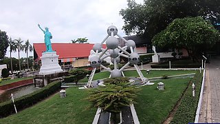 Thai girlfriend day out and sex at home