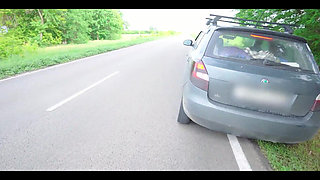 Picking up a Fellow Traveler Ended with a Juicy Double Blowjob Outdoors