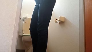 Japanese MILF Mayumi Kanzaki Amateur Pee Fetish Solo in Home Toilet