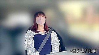 [individual Shooting 58] Super Pletely First Shoot & Face Revealed! She Takes It Deep Into Her Throat And Sucks It All In A Divine Blow Job In The Car