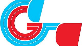 Bubbly Paradise - petite video - Grooby Girls