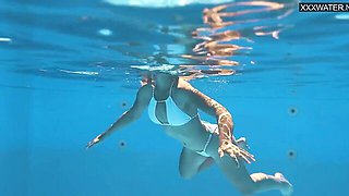 Sofi Otis's big tits movie by Underwater Show
