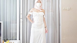 Stunning Hijab Try-On: Modern Dresses with a Twist.