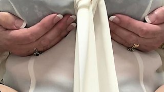 Big boob brunette masturbates on webcam