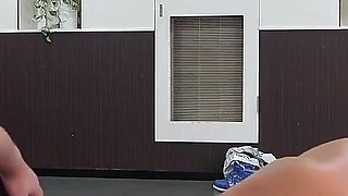 The Number of Times Endure the Female Boss's Whipping Is Employees Bonus