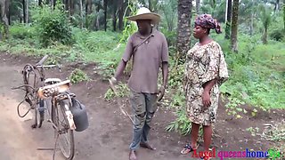 Some Where In Africa ,the Yoruba House Wife Bbw Caught Fucking By The Village Palm Wine Tapper On Her Way To Market, He Convince Her Because Of His Palm Wine And Fucked Her Rough On The Road Side. ( Part 1)full Video On ️xvideo Red (patricia 9ja) 12 Min