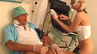 Spunky Doctor King exploring a vagina: Blowjob, Doggy  Cowgirl Porn