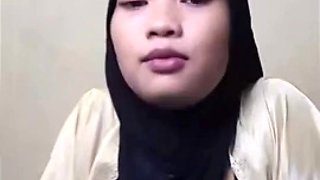 Hijab webcam