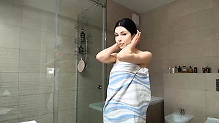 Hottest brunette solo webcam masturbation 2