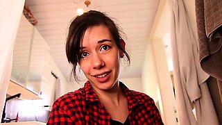 MissMiserlou - Mama Gives You A Bath - Handjob SPE SPH