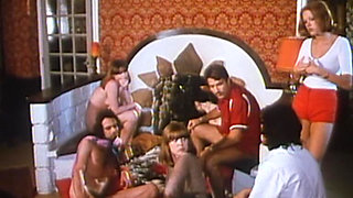 France Lomay's Kinky Spanking, Bathing & Anal Romp in Scene 7: "secrétaire Sans Culotte" (1979) - Classic XXX Clip