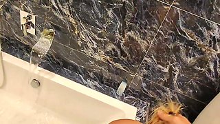 I Fuck My Stepmom Ass in Her Bathroom