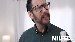 Hot Milf Stepmom Having A Rough Orgasm With Brandi Love And Lucas Frost