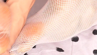 Sexy Footjob in Stockings - How Much Cum Flows Onto the Feet!