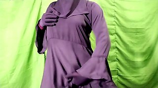 Bangladeshi housewife Indian-Girl indulges in some dirty talk and a steamy handjob