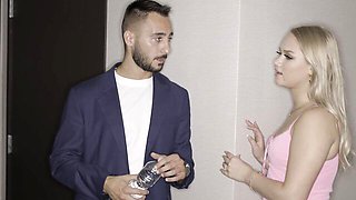 Watch extravagant Harley King's sex