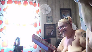 Away with Her. Lover a Pussy Like No Other