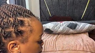 Amateur black couple had fun in bedroom