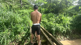 I Fuck My Stepsister on a Very Extreme Bridge Running the Risk of Falling While We Are on a Family Outing.