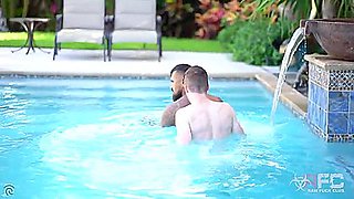 Big Cock Stud Fucks In Swimming Pool