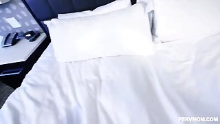 Jenna Jones pervmom motel milf porn flick