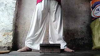 Desi Indian hot bhabhi big fully nude sex belan sex