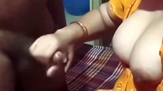Indian Village Girl Enjoy Couple Sex