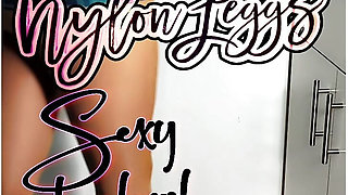 MissyNylonLeggs - Sexxxy Schoolgirl in Suntan Pantyhose & High Heels 💋