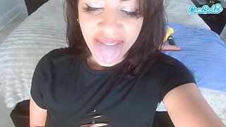 Flexible Thick MILF Miss Raquel Ruins Her Holes LIVE on Cam