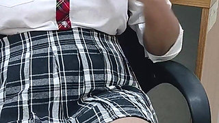 Indian College Teacher Giving Sex Lesson to Her Young Desi Student and Fucked