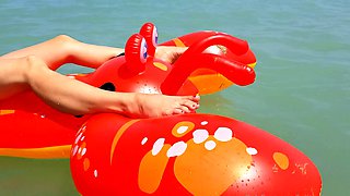 Chubby Amateur Milf Sarah Janes Outdoor Masturbation