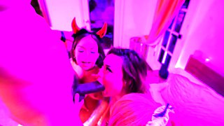 Amateur girlfriend home blowjob and fuck with cumshot