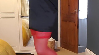 I love this satin black dress, feels amazing to wear and feel, do you like it as much as me?