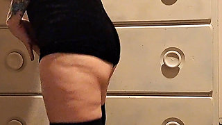 Twerking Lesson for Sissy Slave