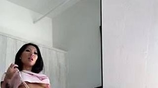 Horny Webcam Babe Solo Masturbation