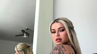 Blonde emo amateur solo masturbation
