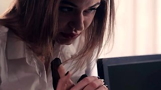 Merry Pie Mia Lesbian Strapless Dildo At the Office