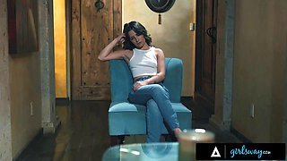 Girlsway - Chanel Camryn has romantic porn with pretty Scarlett Alexis on piano - spanish subtitles