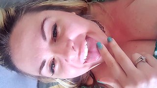 Pulled amateurs close up car sex